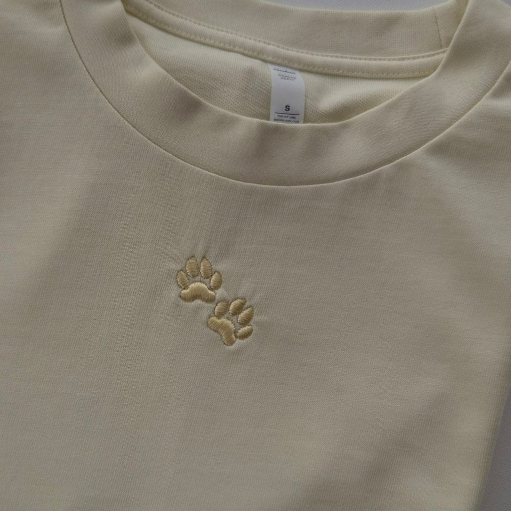 Paws tee